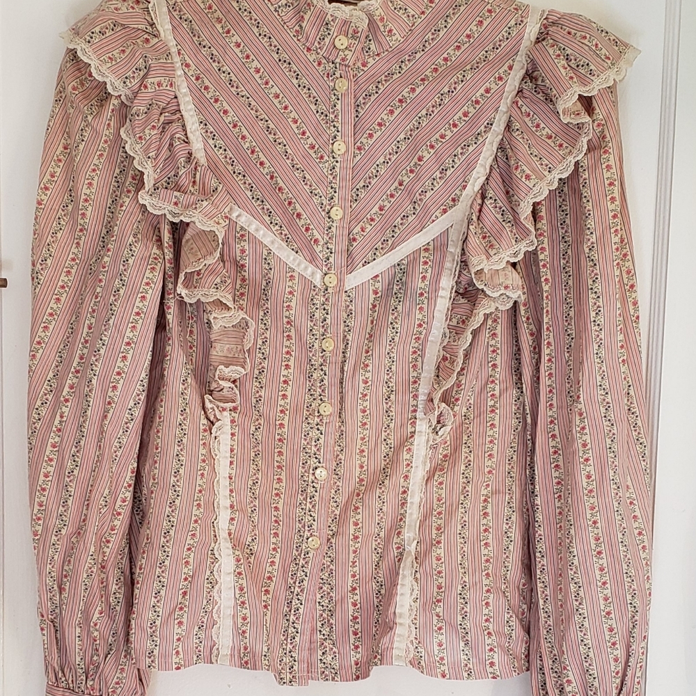 Rare Vintage Gunne Sax blouse